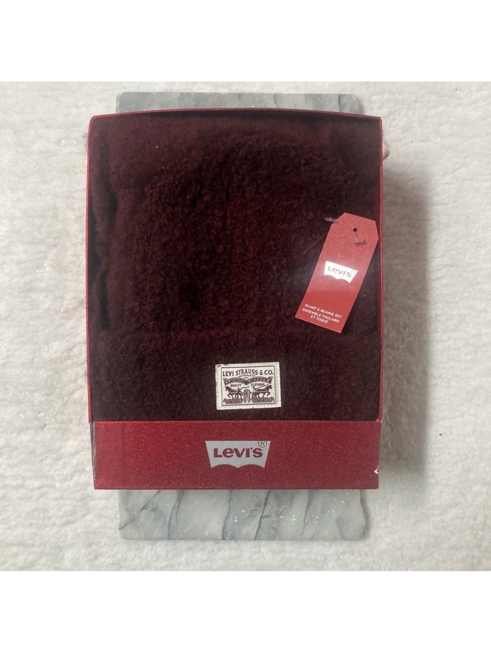 Levis Toque Scarf Set Burgundy New
